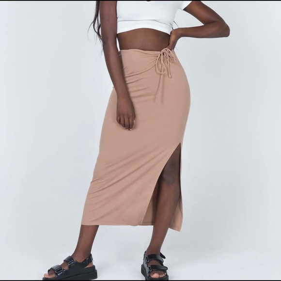 Princess Polly Dresses & Skirts - Midi slit skirt